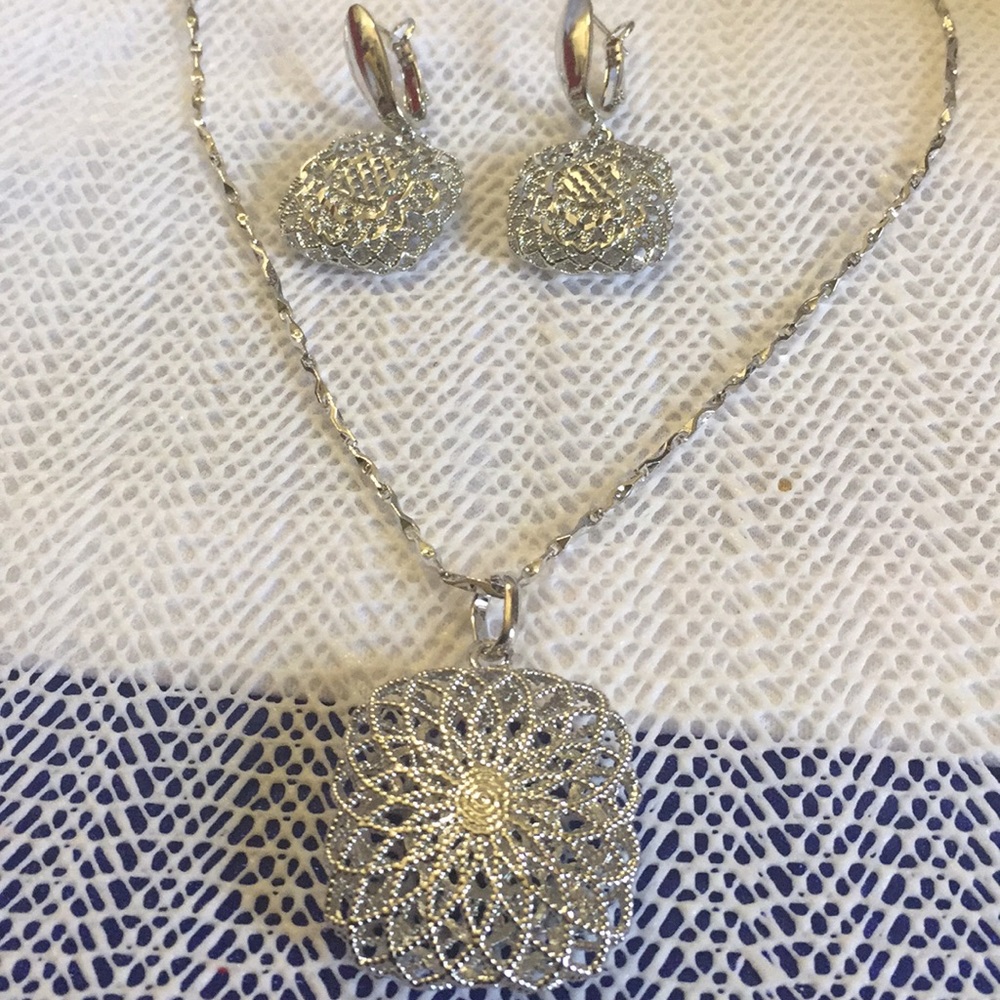 Silver set